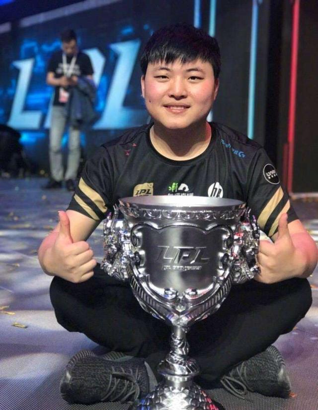 Uzi连续七场比赛得分超过出色发挥，尤文图斯不断突破！